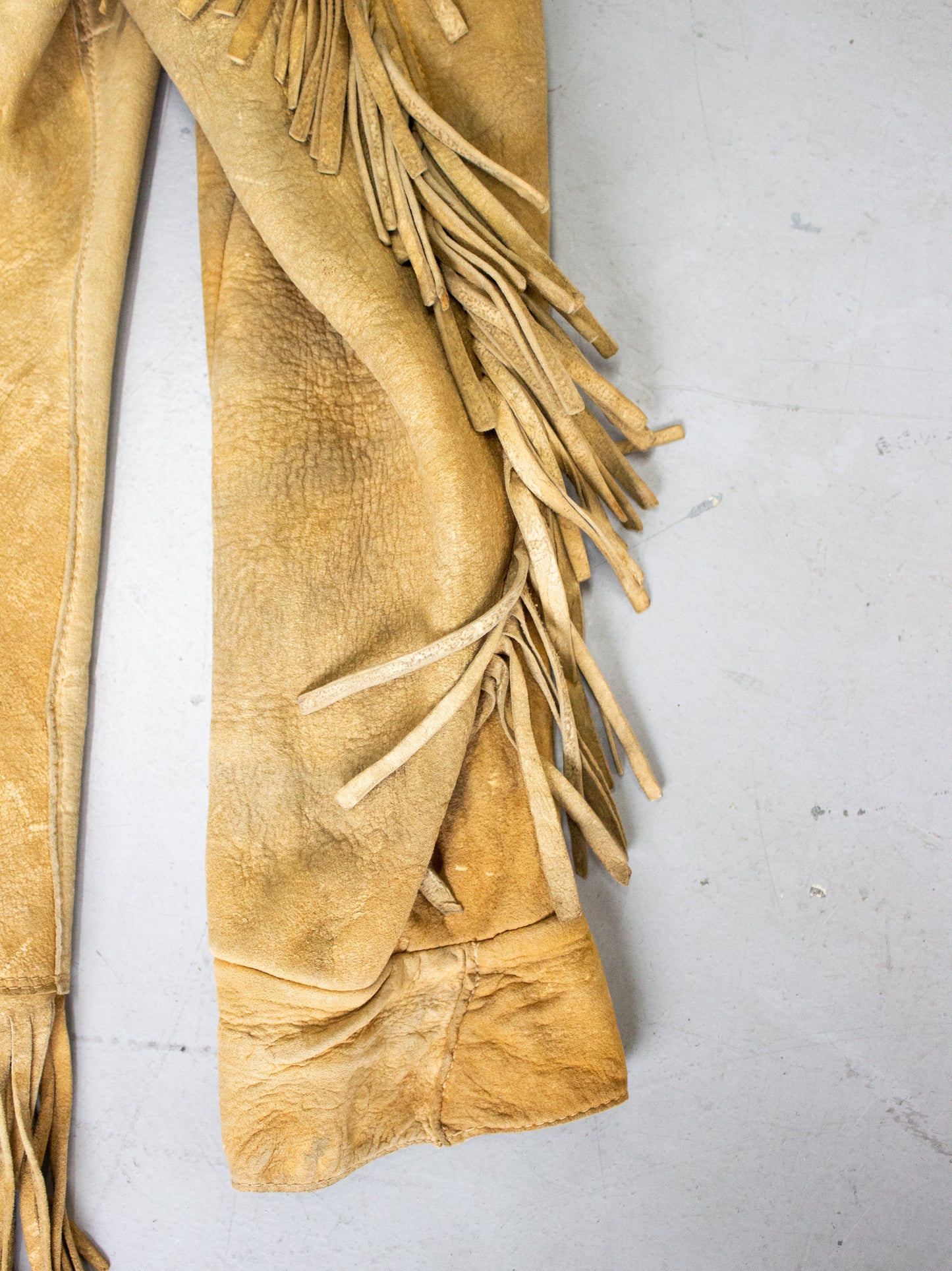1950's Tan Buckskin Suede Fringed Native Canadian Jacket with Hand Beaded Flowers Acme Zipper (Women's Medium)