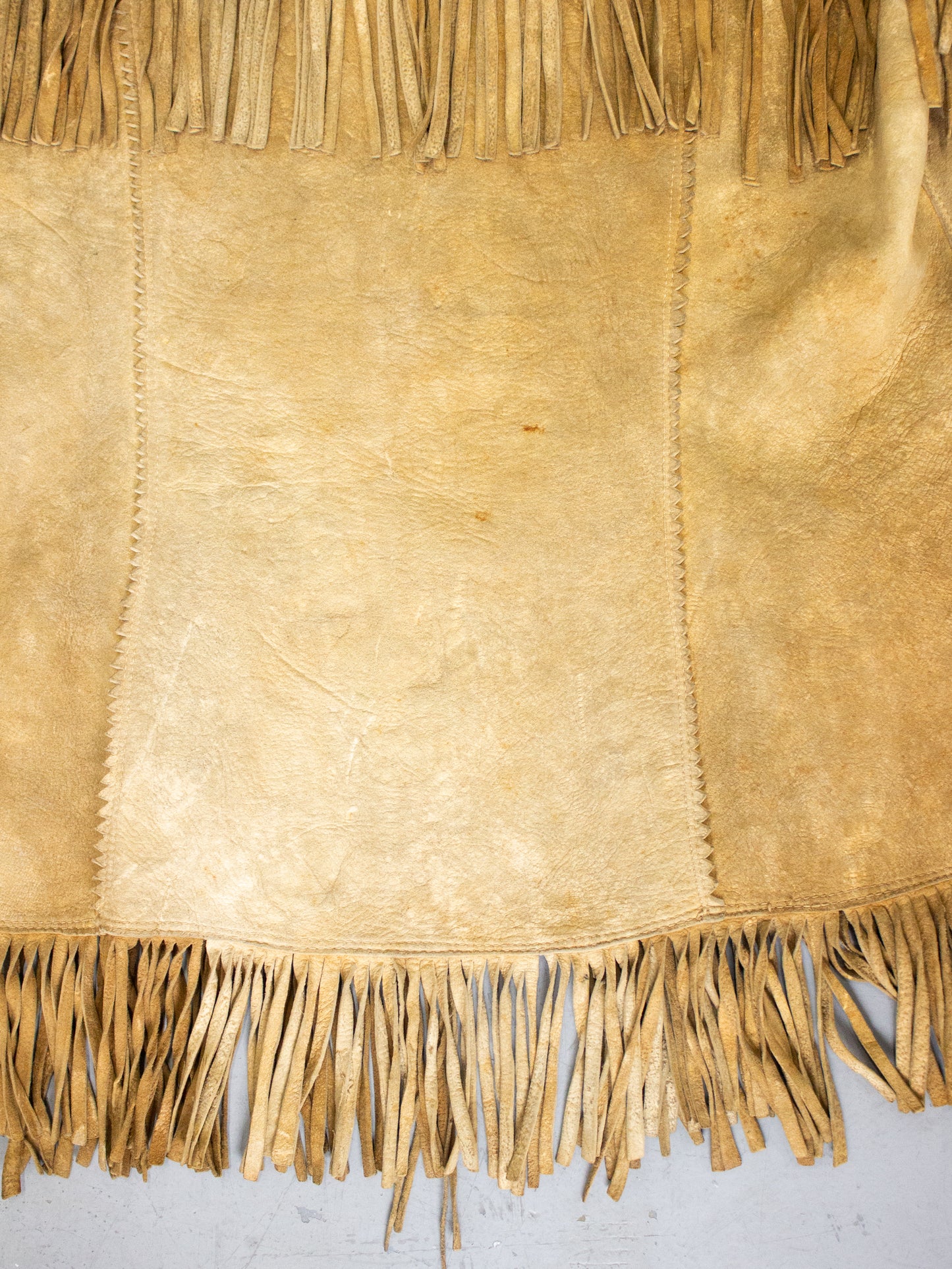1950's Tan Buckskin Suede Fringed Native Canadian Jacket with Hand Beaded Flowers Acme Zipper (Women's Medium)