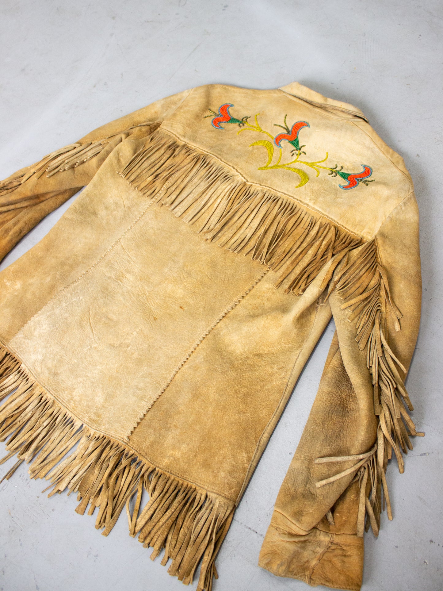 1950's Tan Buckskin Suede Fringed Native Canadian Jacket with Hand Beaded Flowers Acme Zipper (Women's Medium)
