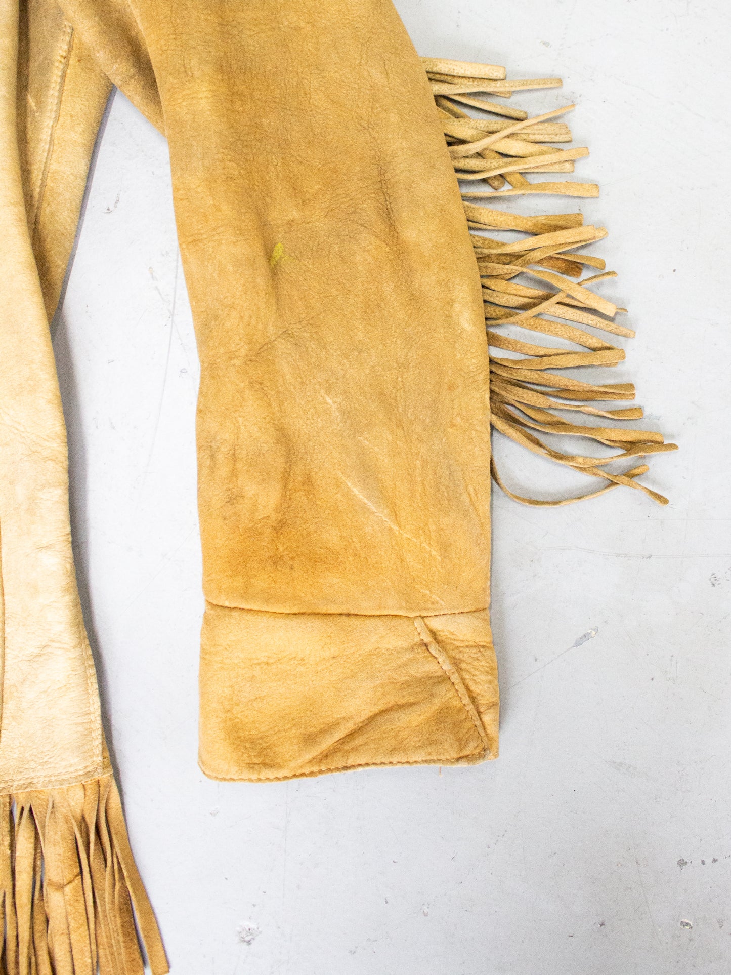 1950's Tan Buckskin Suede Fringed Native Canadian Jacket with Hand Beaded Flowers Acme Zipper (Women's Medium)