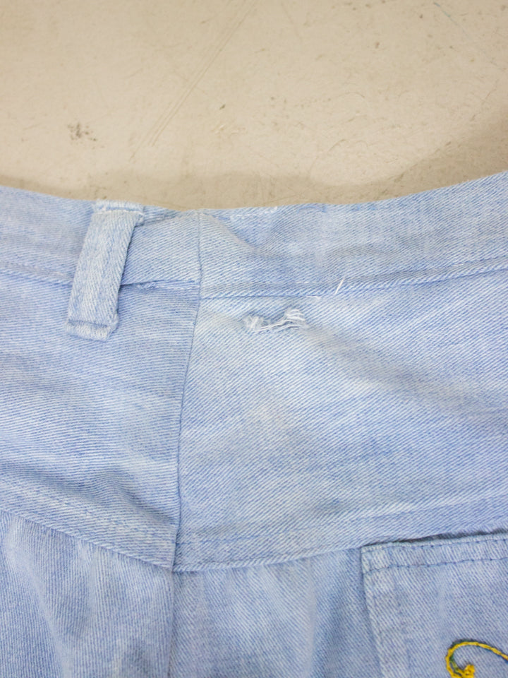 1960's - 1970's Light Wash Flared Denim Jeans with Embroidered Flowers Back Pockets (Size 26)
