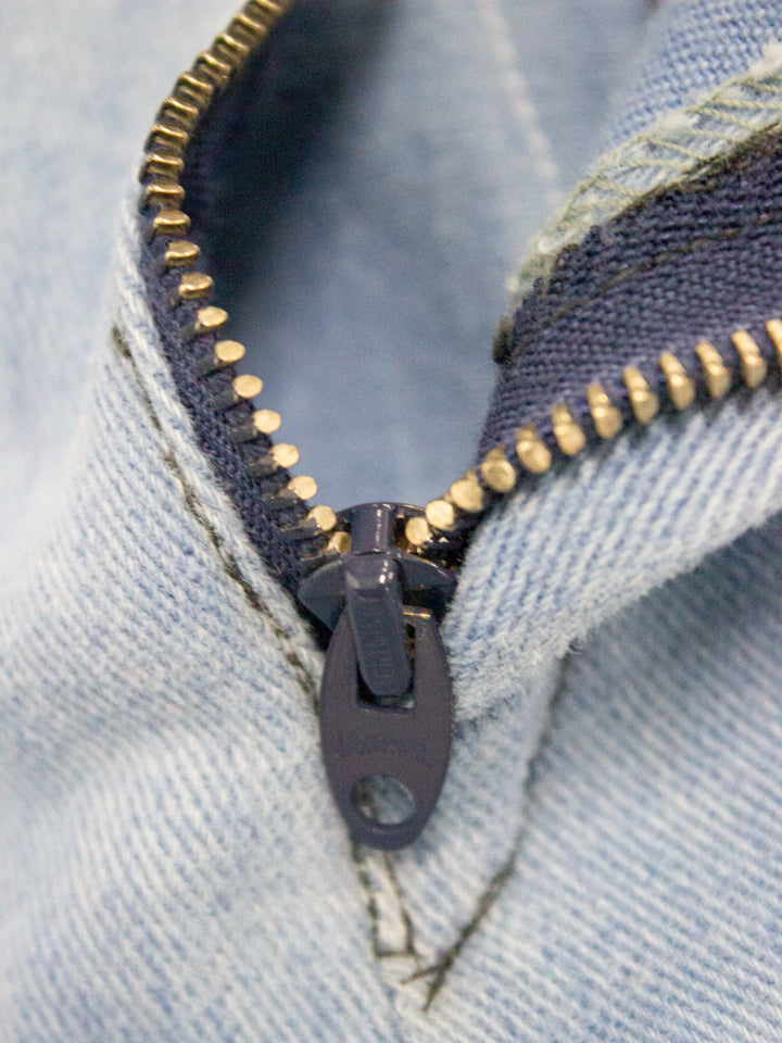 1960's - 1970's Light Wash Flared Denim Jeans with Embroidered Flowers Back Pockets (Size 26)