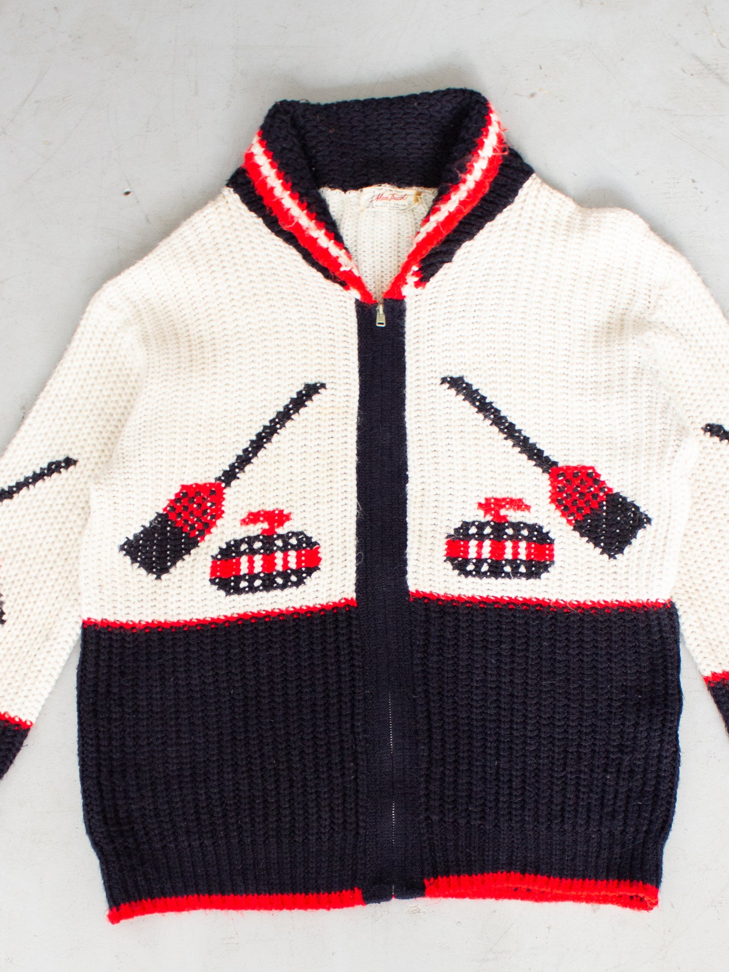 1960's 1970's Mon Tricot Curling Cowichan Style Knit Sweater Made In Canada Large