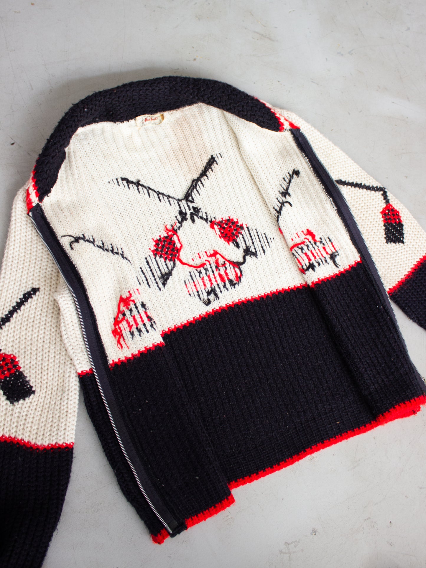 1960's 1970's Mon Tricot Curling Cowichan Style Knit Sweater Made In Canada Large