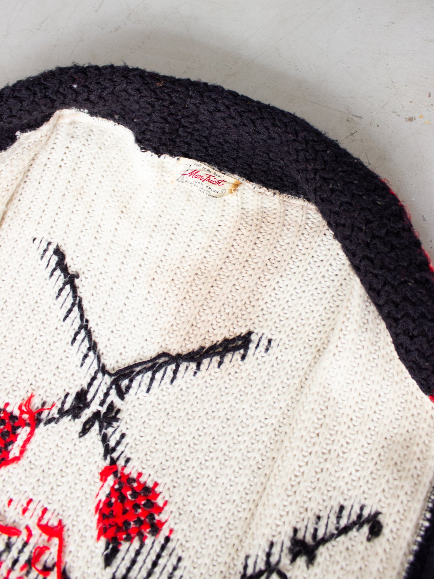 1960's 1970's Mon Tricot Curling Cowichan Style Knit Sweater Made In Canada Large