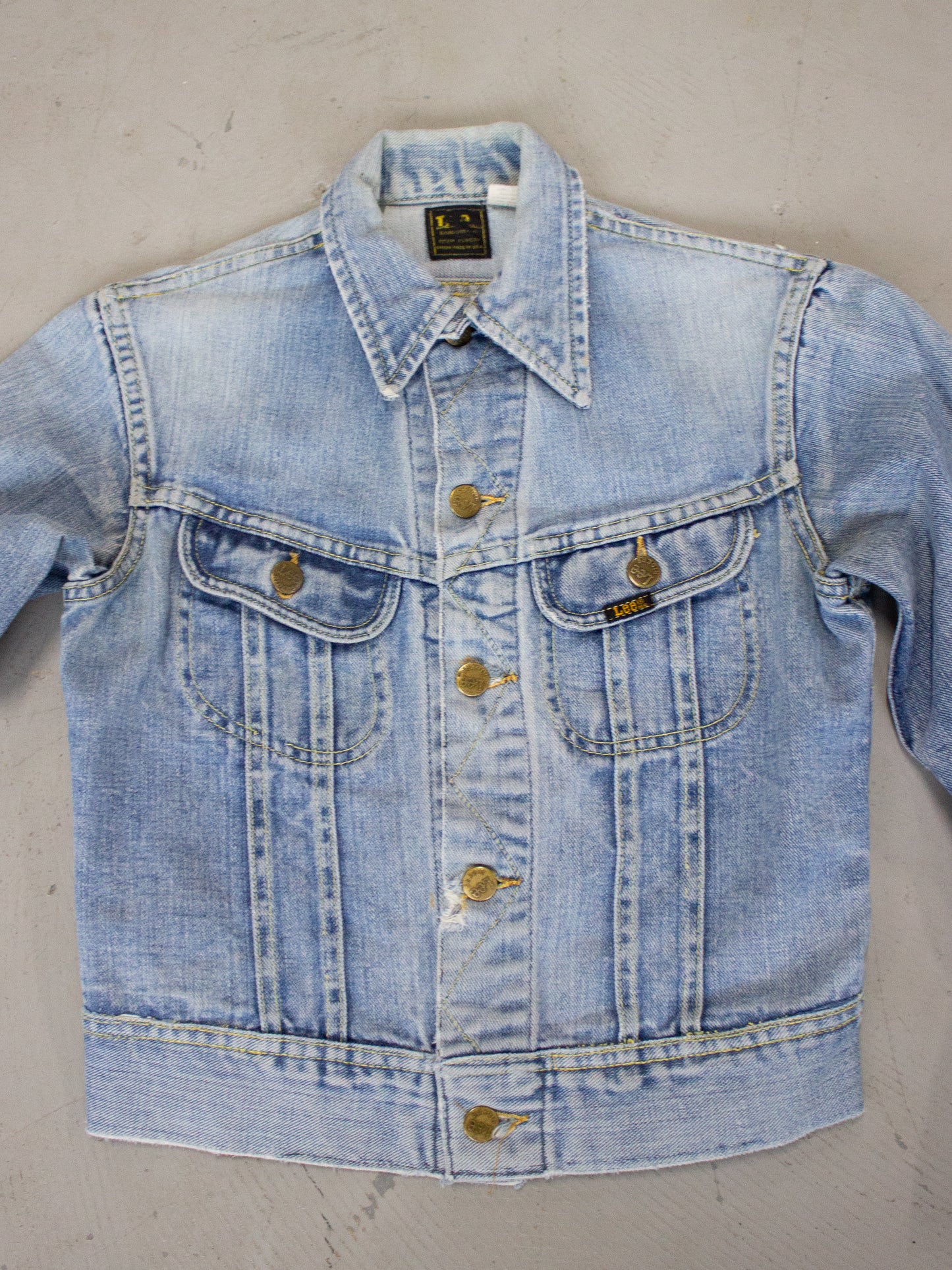 1960's Lee Riders Union Made Light Wash Denim Jacket Made in USA PATD 153438 (X Small)