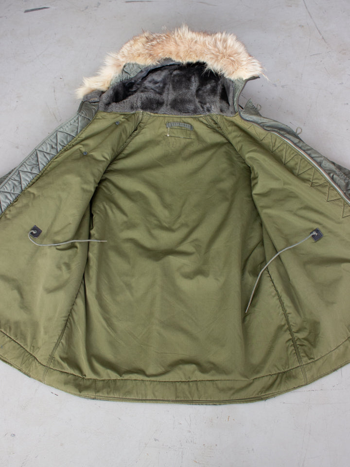 1960's N-3B Extreme Cold Weather USA Military Parka Jacket with Real Fur Hood and Conmar Zippers (Size Large)