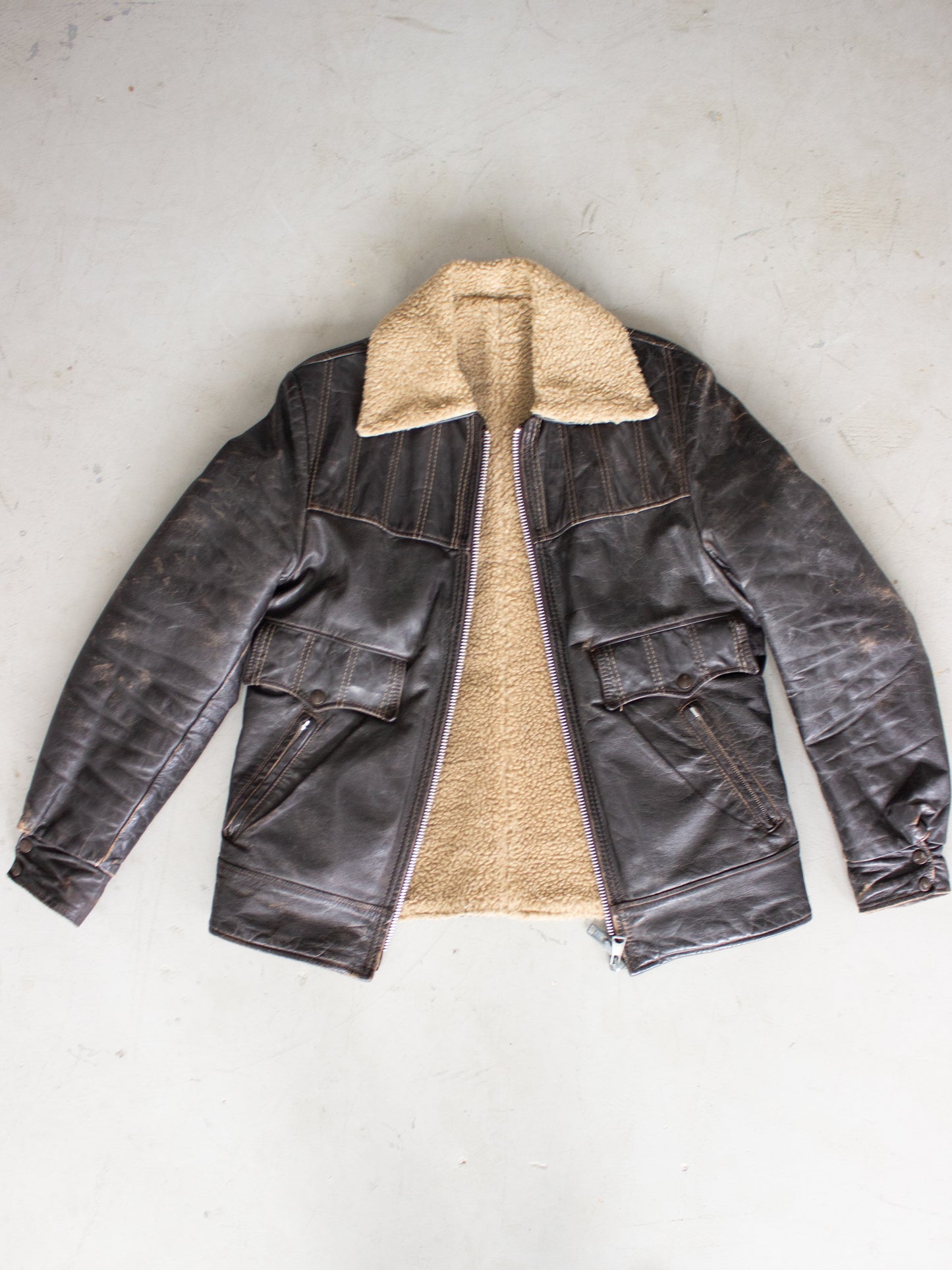 1970's Brown Leather Jacket with Sherpa Lining (Medium-Large)