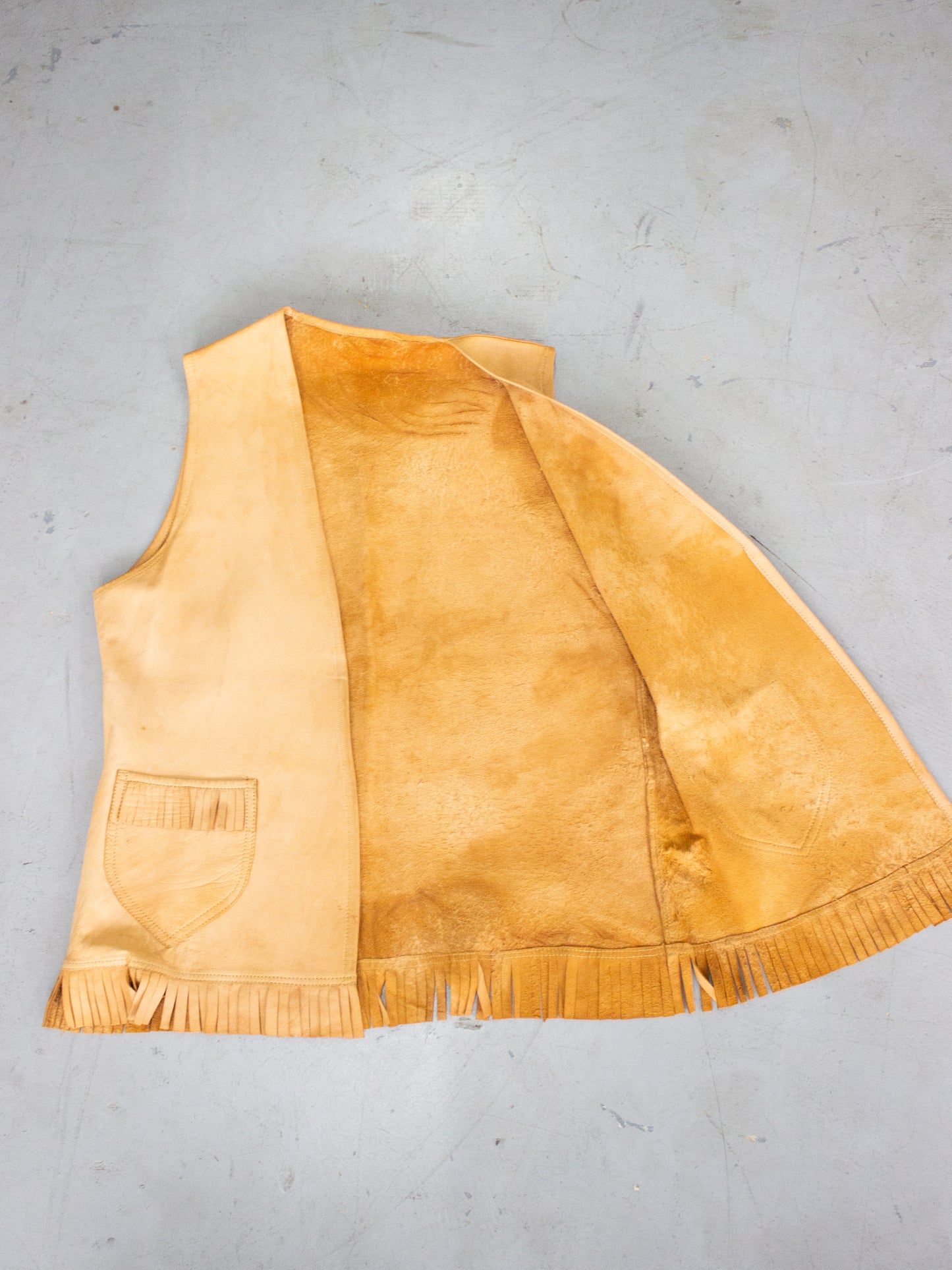 1970's Fringe Tan Buckskin Leather Vest (Small-Medium)