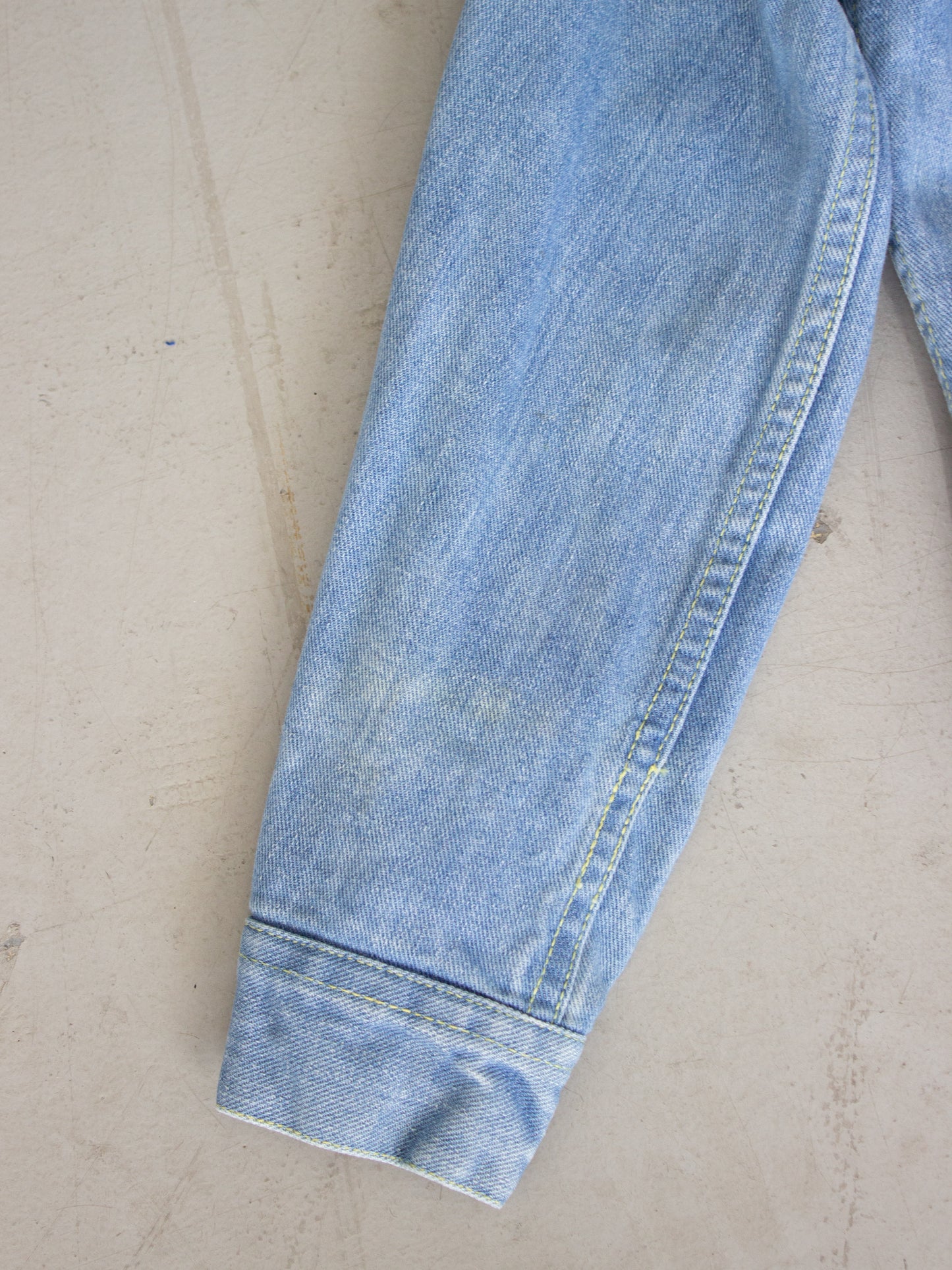 1970's Lee Riders Union Made Jean Jacket Made In USA Light Wash PATD-153438 (XX Small- X Small)