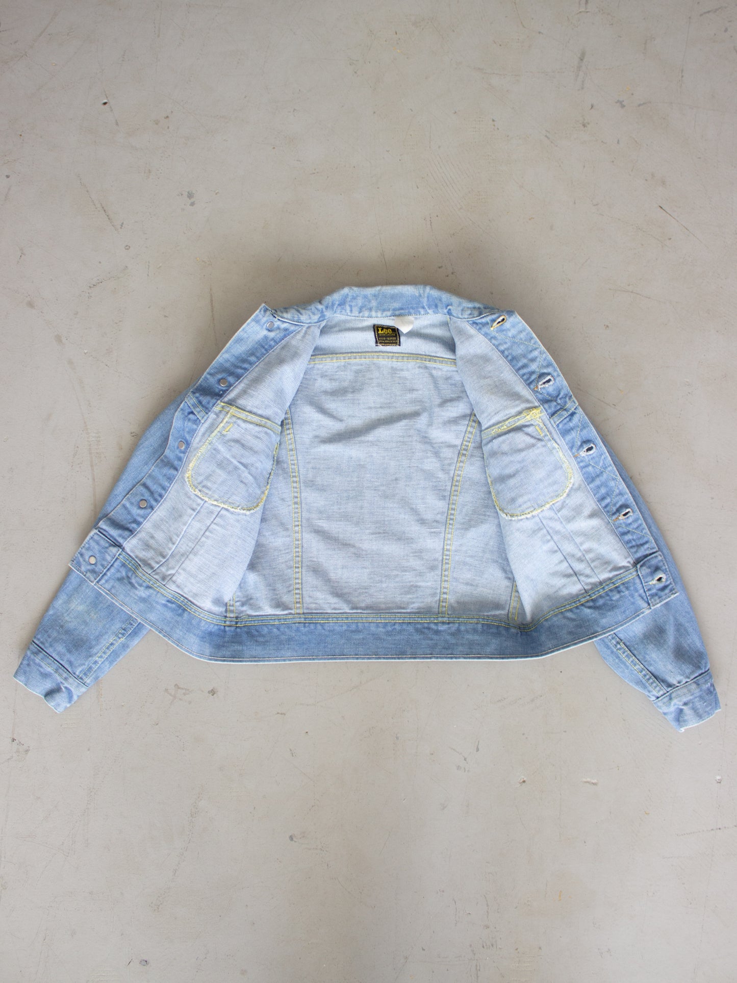 1970's Lee Riders Union Made Jean Jacket Made In USA Light Wash PATD-153438 (XX Small- X Small)