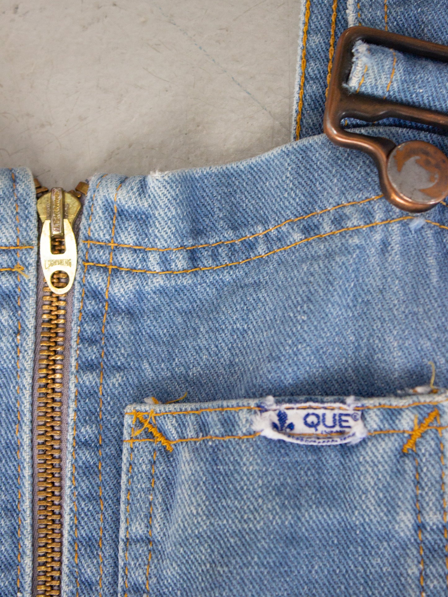 1970's Quebec Light Wash Flared Denim Overalls Made in Canada (Small-Medium)