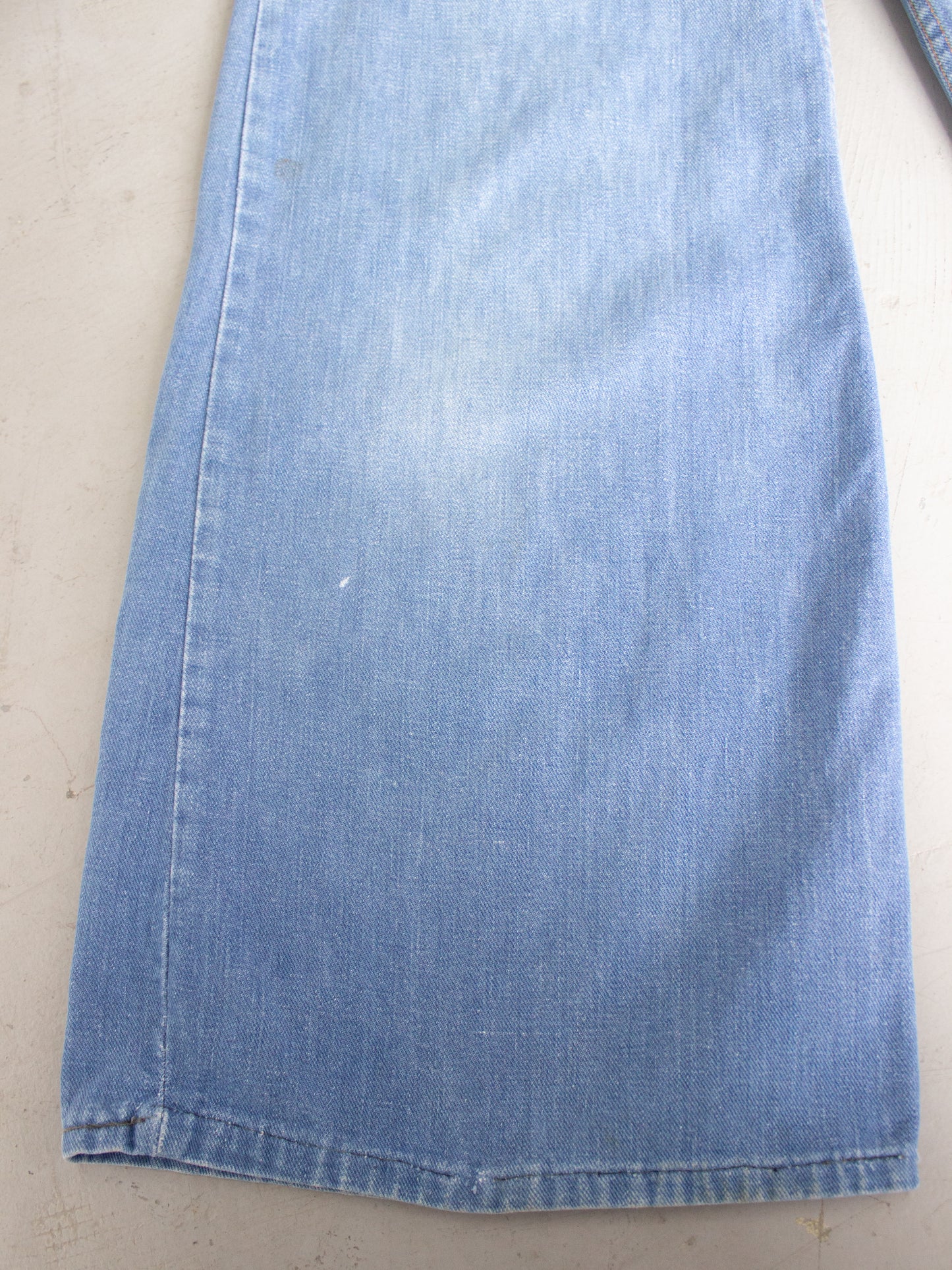 1970's Quebec Light Wash Flared Denim Overalls Made in Canada (Small-Medium)