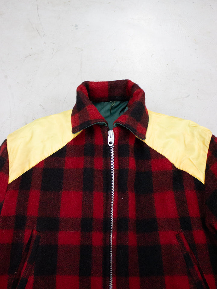 1970's Reversible Green Cotton and Red Buffalo Wool Flannel Jacket with Lightning Zipper Made in Canada (Size Small - Medium )