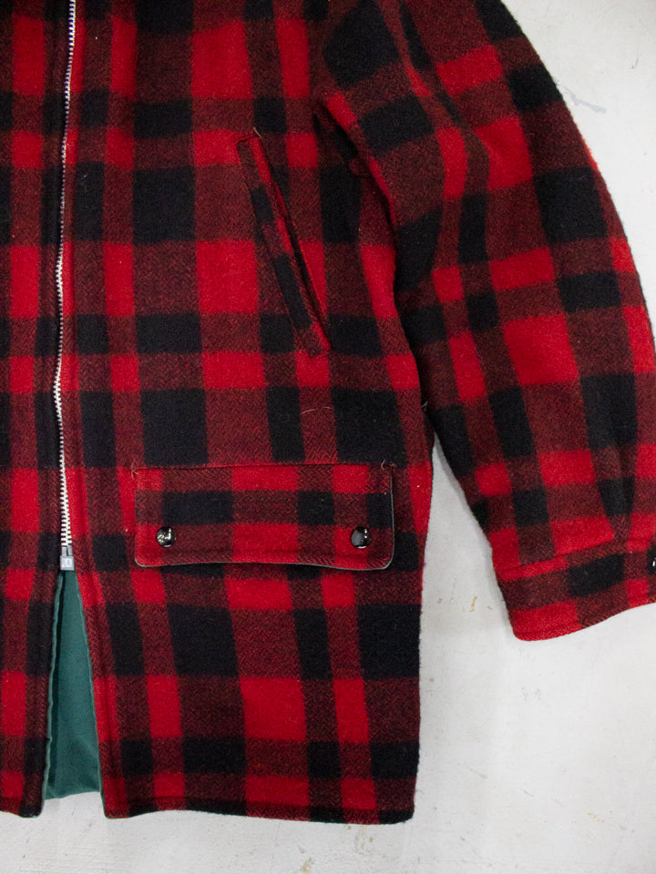 1970's Reversible Green Cotton and Red Buffalo Wool Flannel Jacket with Lightning Zipper Made in Canada (Size Small - Medium )