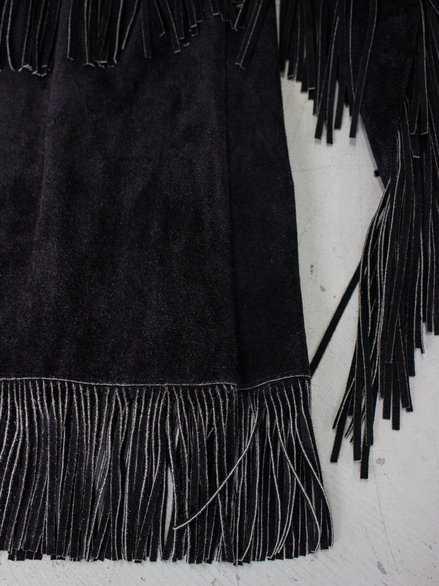 1970's Lariat Western Black Suede Fringe Jacket Made in USA (Men's Medium)