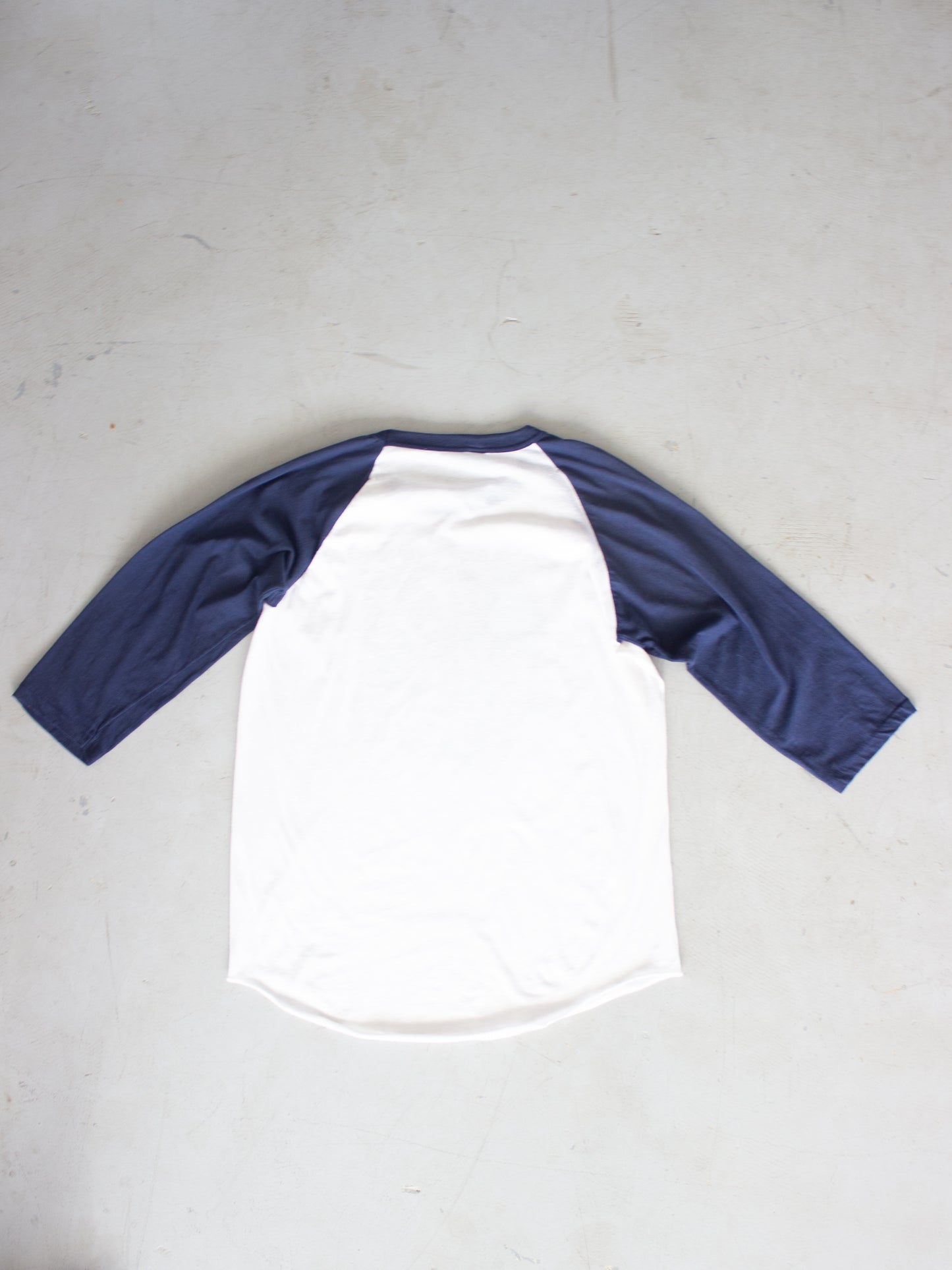 1980 Willie Nelson 'On The Road Again' White and Navy Raglan T-Shirt (Medium Large)