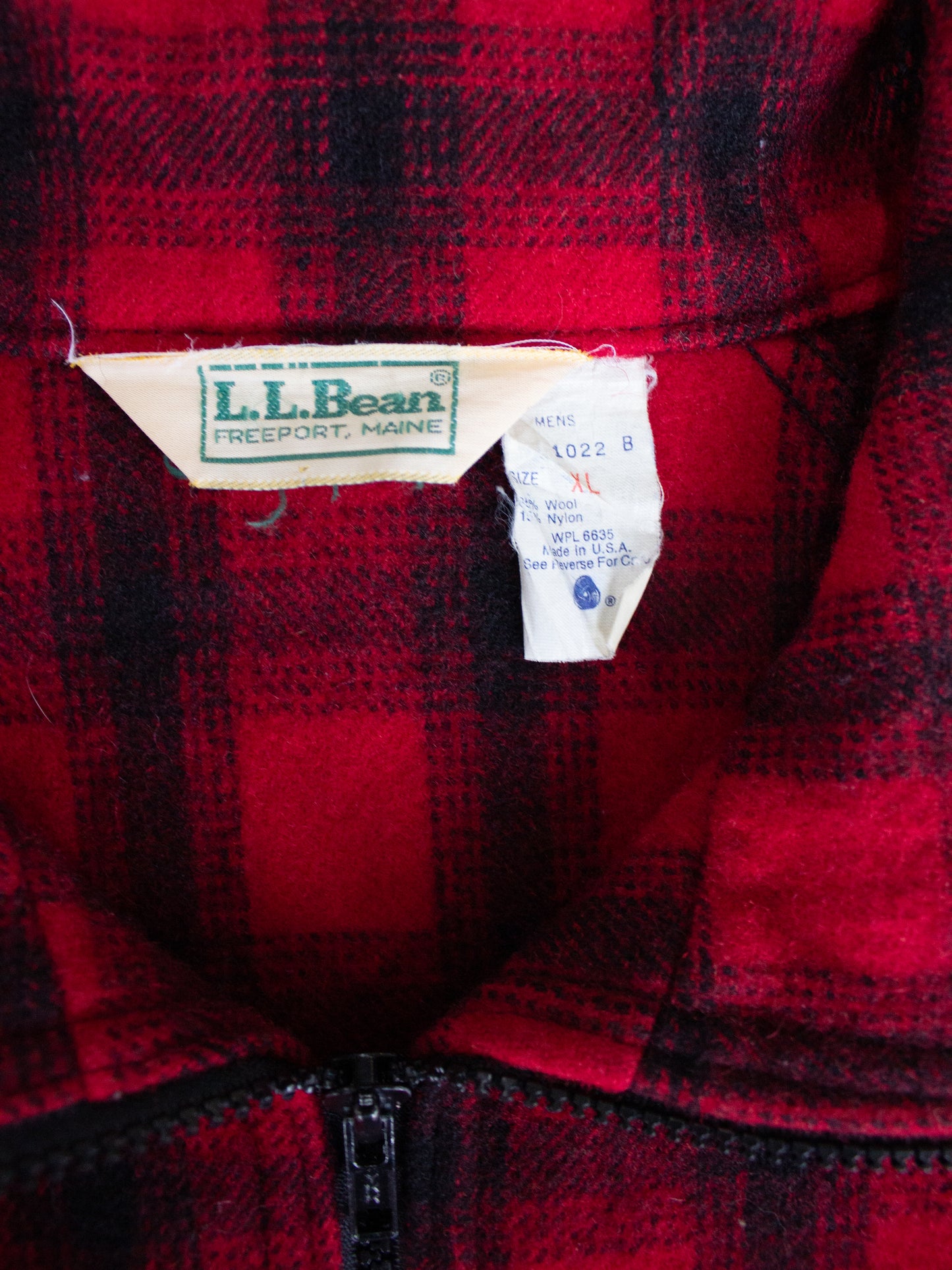 1980's L.L. Bean Buffalo Plaid Flannel Wool Bomber Jacket (Large-X Large)