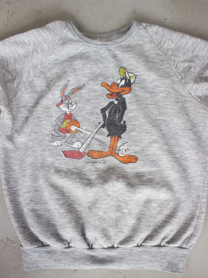 1980's Looney Tunes Bugs Bunny Daffy Duck Warner Bros Inc Grey Crewneck (Small-Medium)