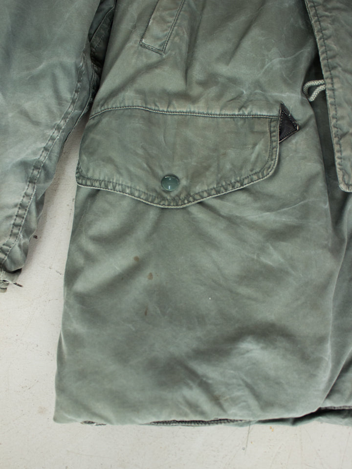 1980's N-3B Extreme Cold Weather USA Military Parka Jacket with Synthetic Fur Hood and Scovil Zippers(Size Medium)