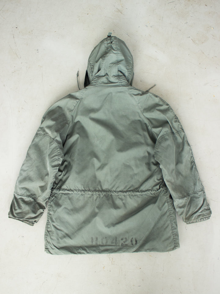 1980's N-3B Extreme Cold Weather USA Military Parka Jacket with Synthetic Fur Hood and Scovil Zippers(Size Medium)