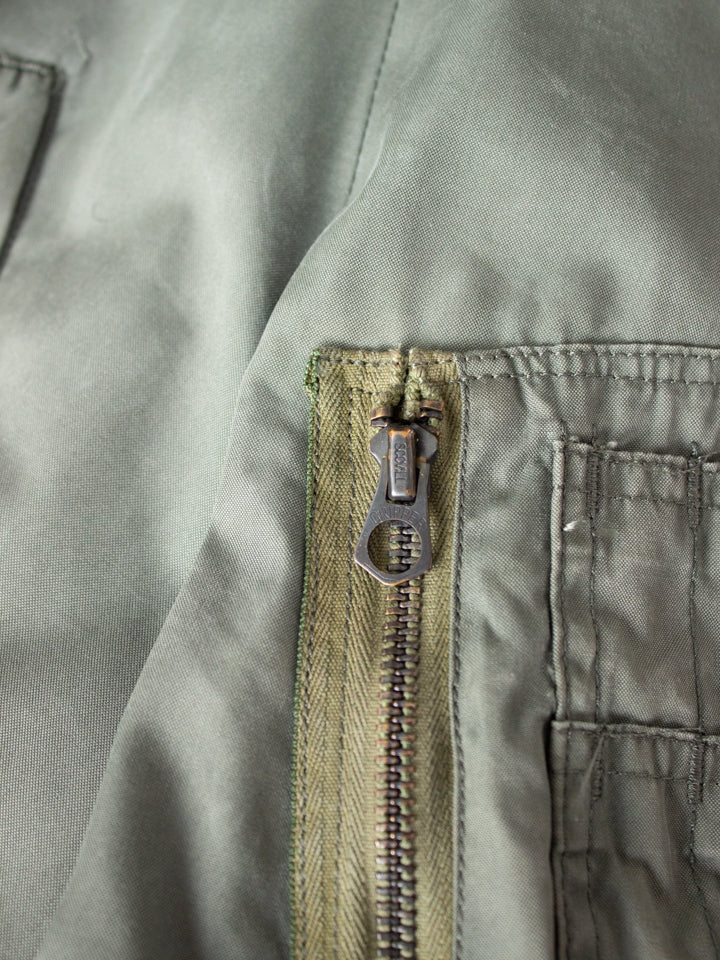 1980's N-3B Extreme Cold Weather USA Military Parka Jacket with Synthetic Fur Hood and Scovil Zippers(Size Medium)