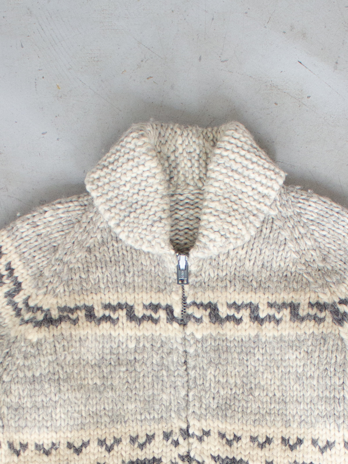 Vintage Cowichan Style Thick Wool Knit Sweater in Gray and Beige with Acme Zipper Medium-Large on