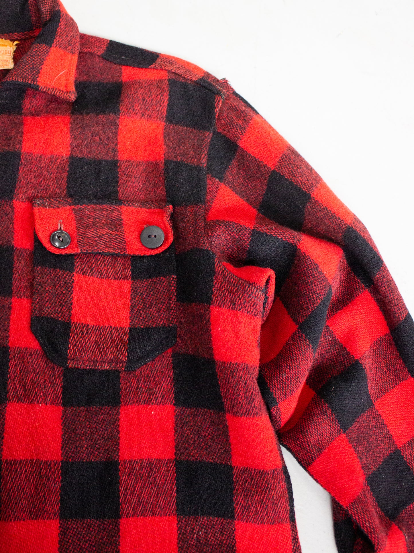 1940's Humphrey by Regent Red Buffalo Plaid Wool Flannel (Medium-Large)