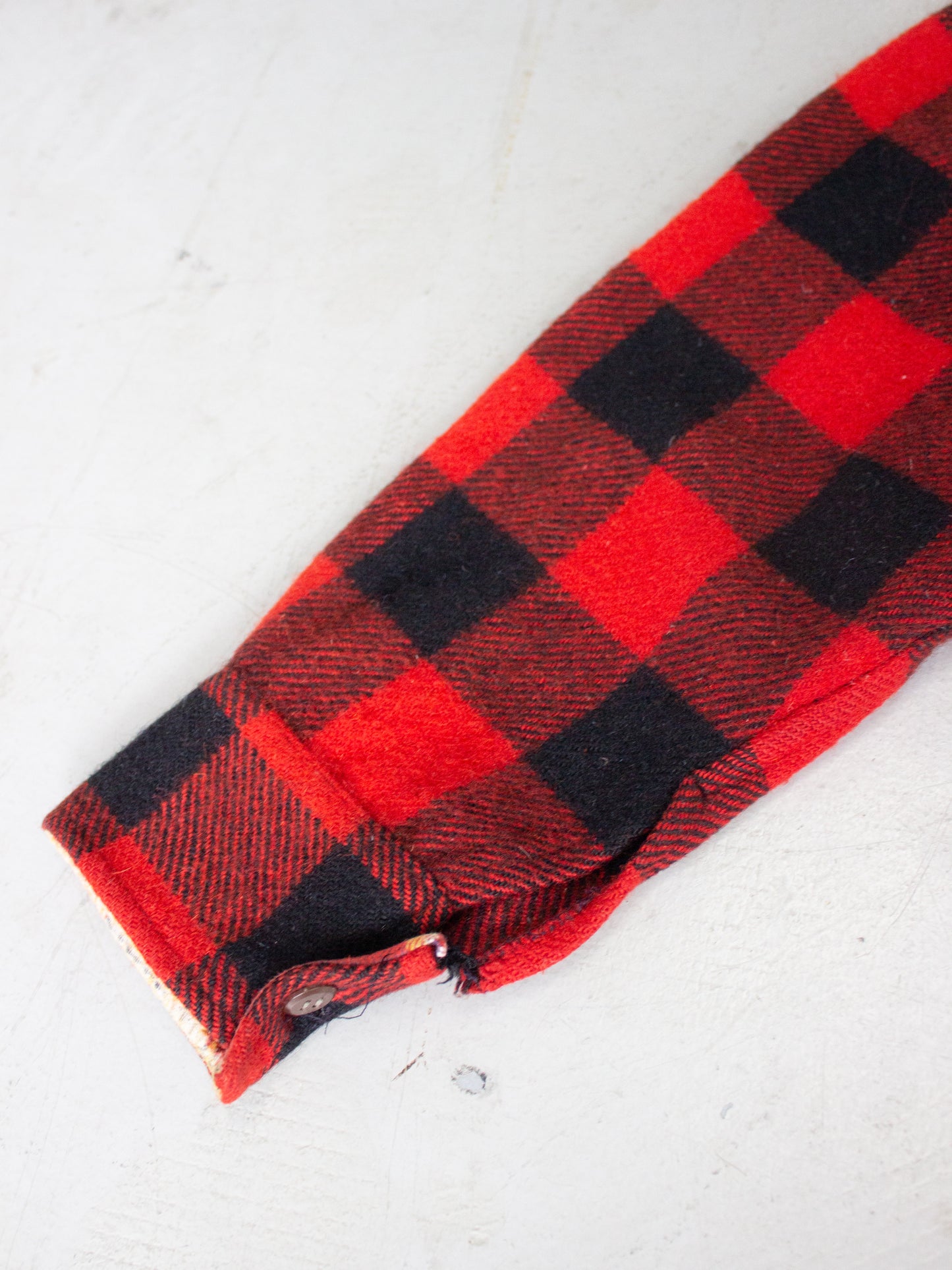 1970's Cockatoo Red Buffalo Plaid Wool Flannel (Small-Medium)