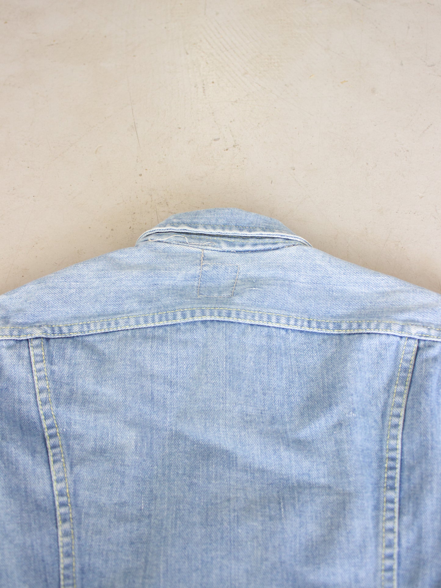 1970's Lee Riders Union Made Jean Jacket Made In USA Light Wash PATD-153438 (XX Small- X Small)