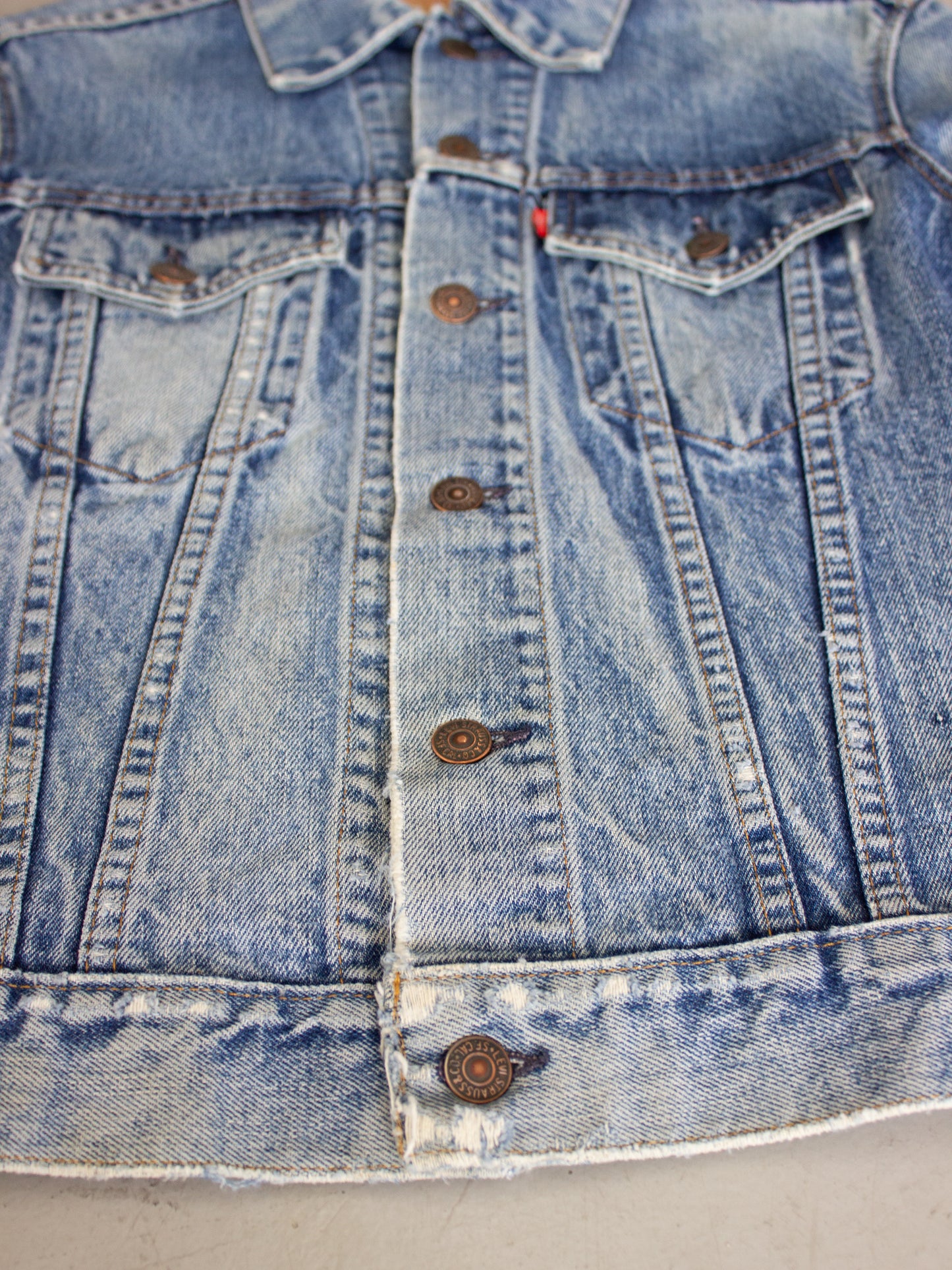 1970's Levi's Trucker Jean Jacket Type III Medium Wash (Small)