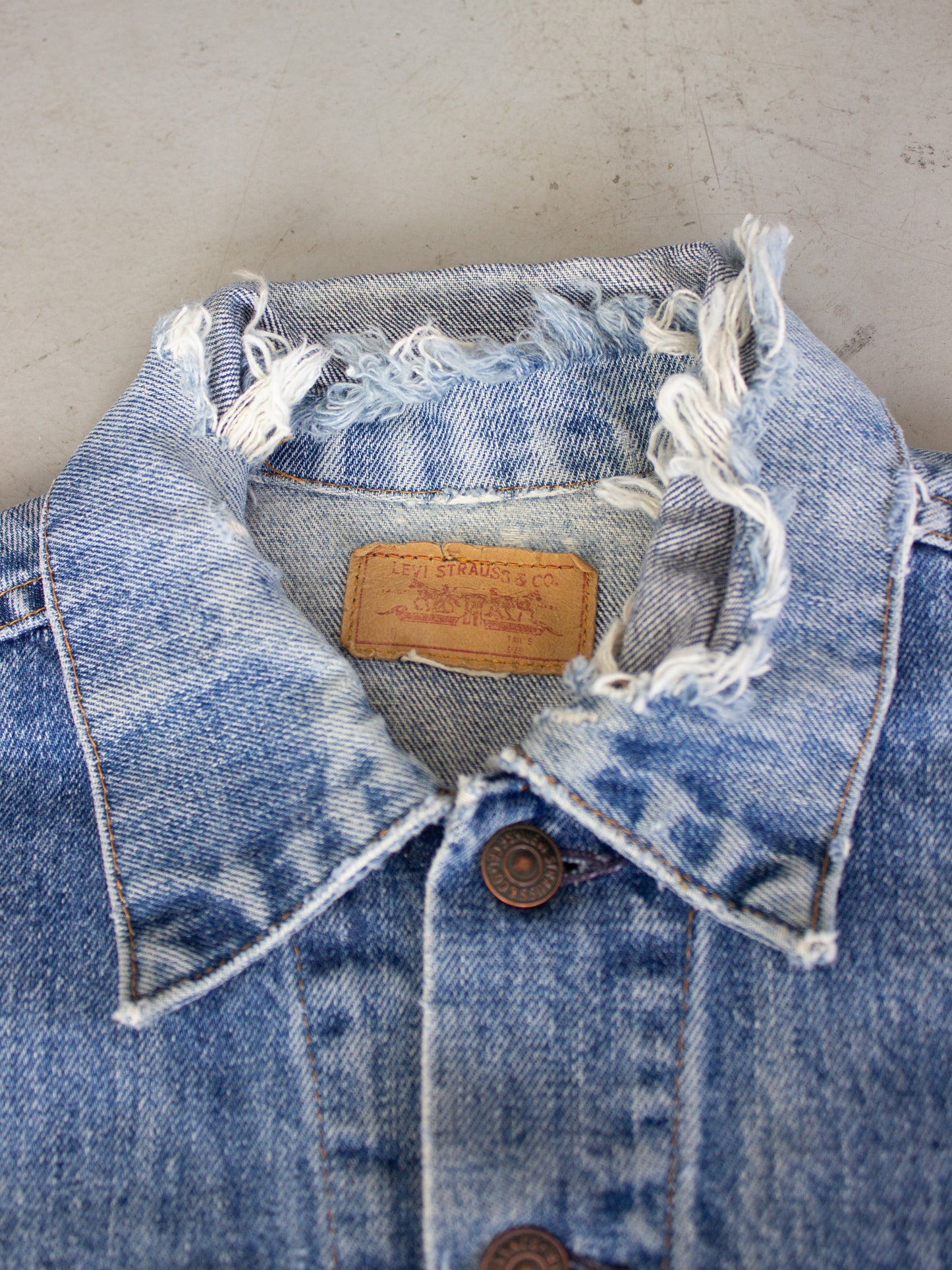 1970's Levi's Trucker Jean Jacket Type III Medium Wash (Small)