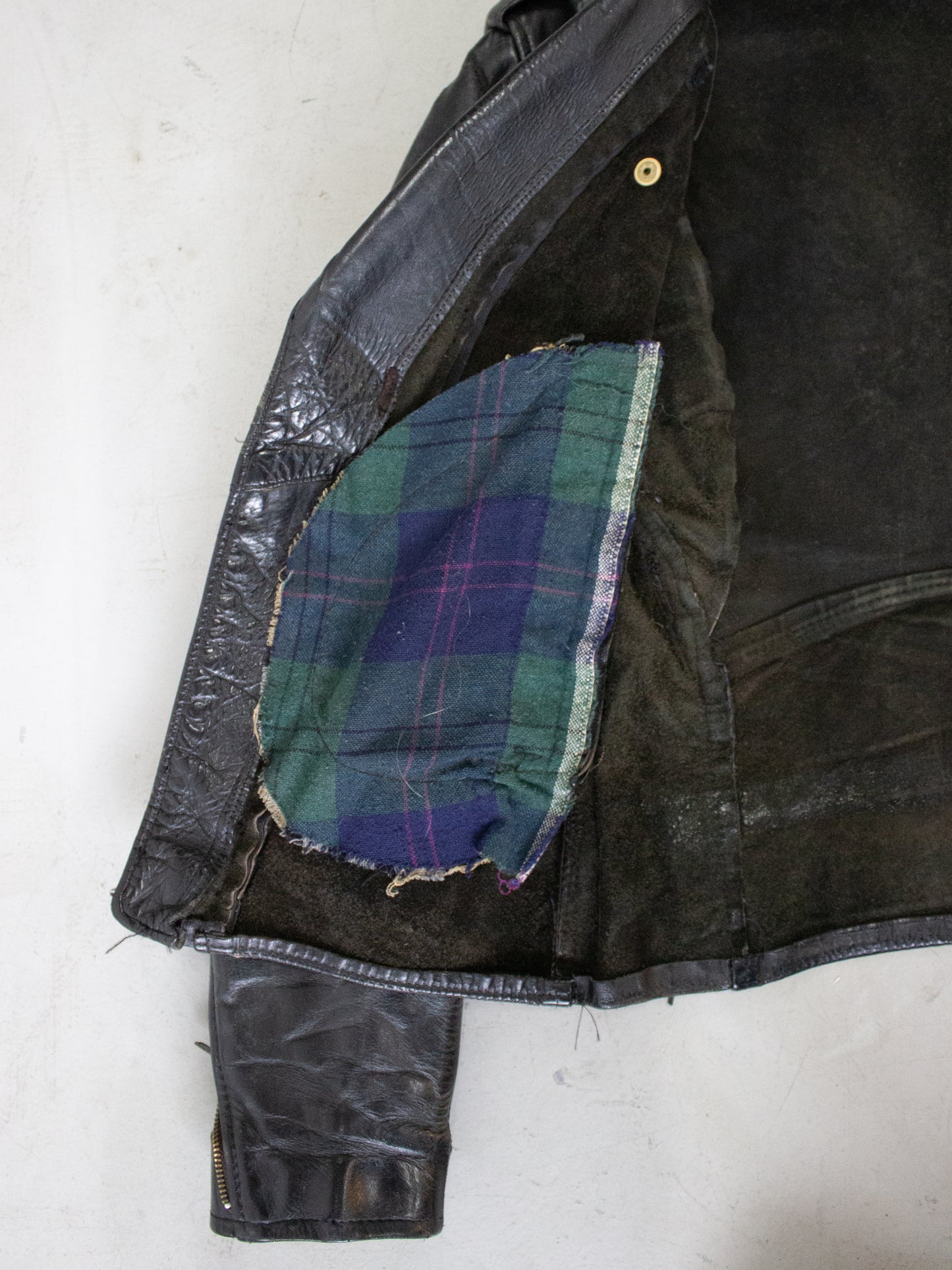 1980's Branded of Queens W-Style Black Cowhide Moto Jacket Made in New York USA (Men's Medium)