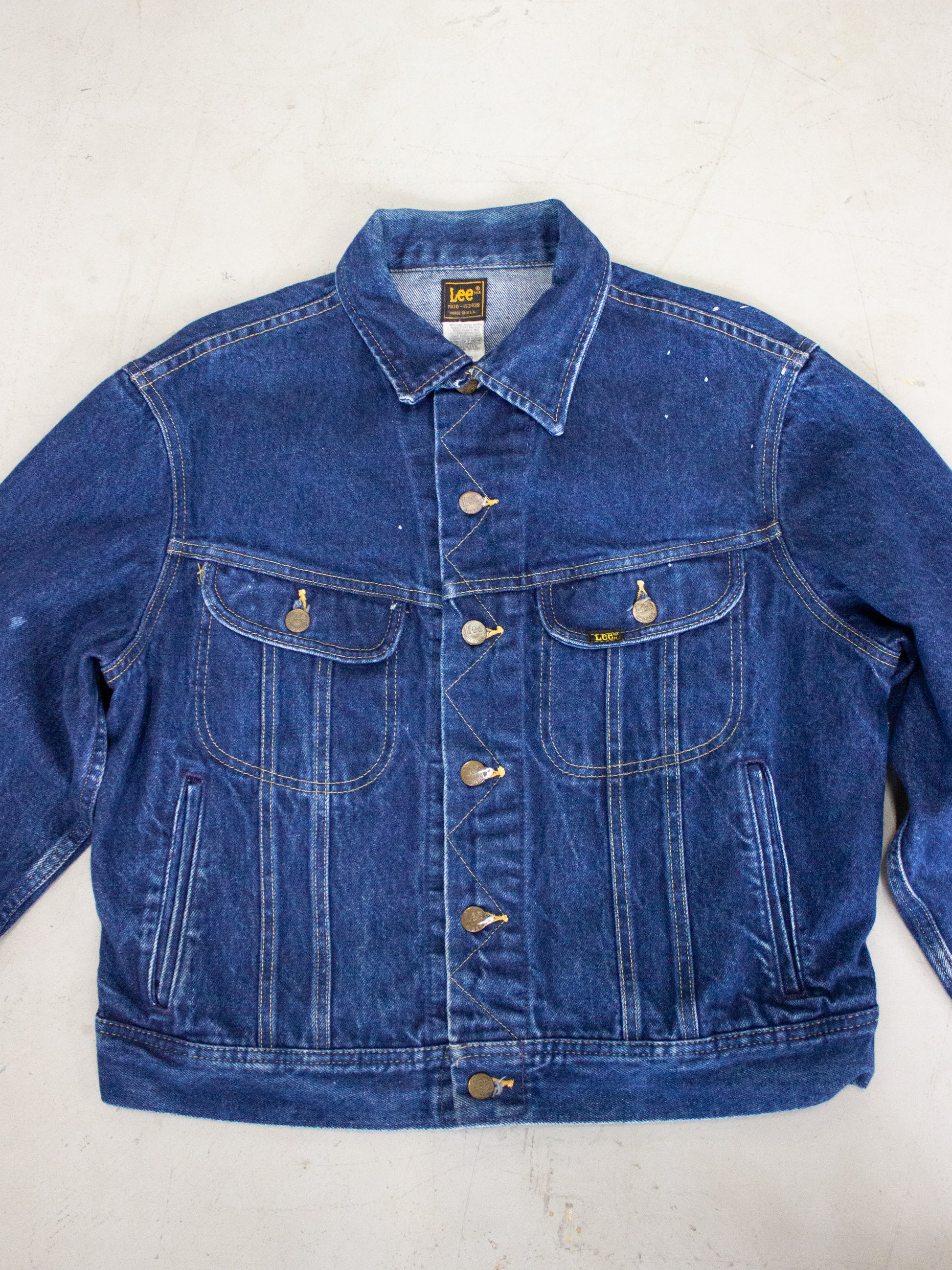 Vintage 1980's Lee Riders Jean Jacket Made In USA Dark Wash PATD-153438  (Large) – lacaravanevintage