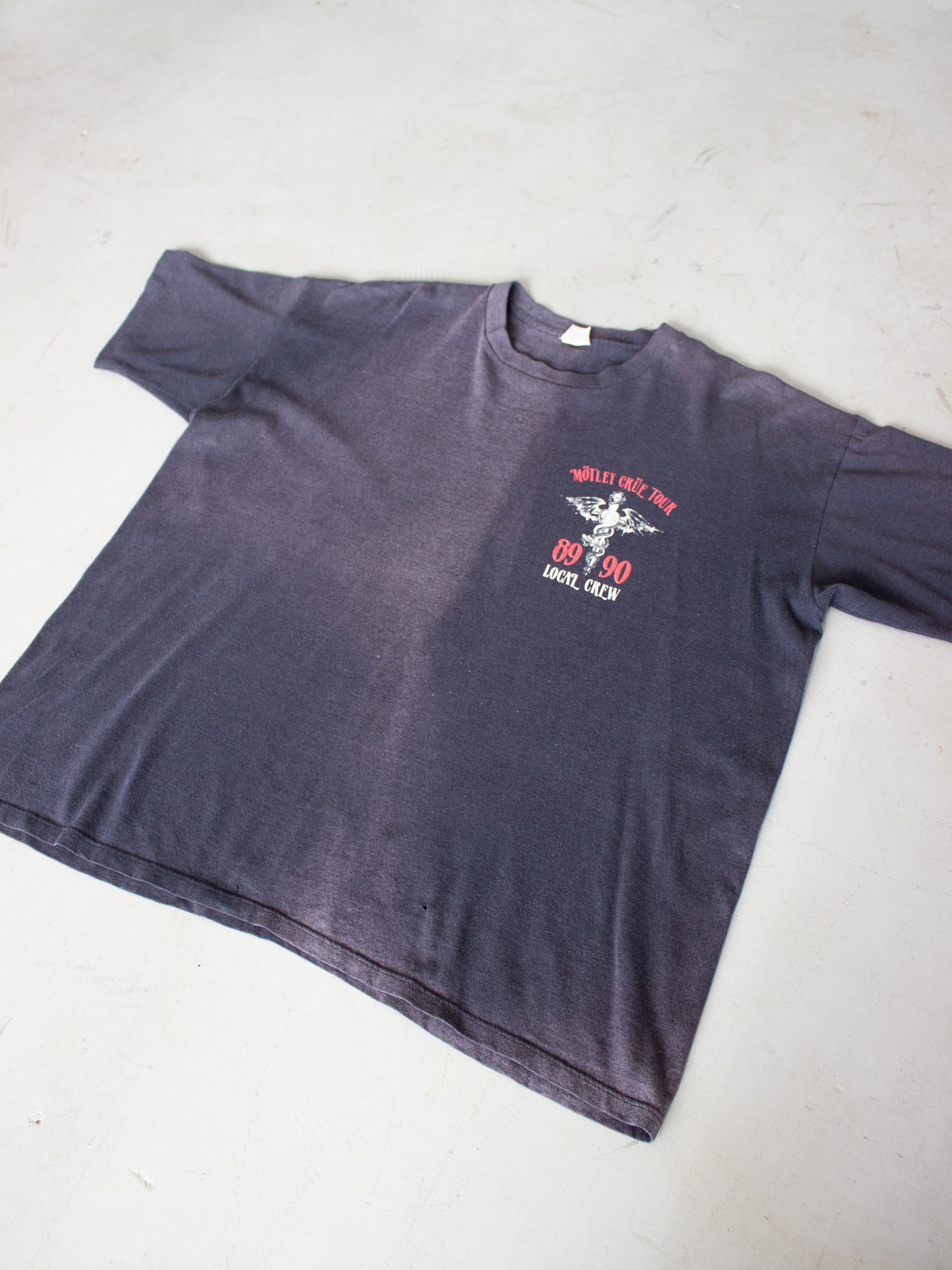 1989 1990 Motley Crue Tour Local Crew Black T-shirt (Large- XLarge)