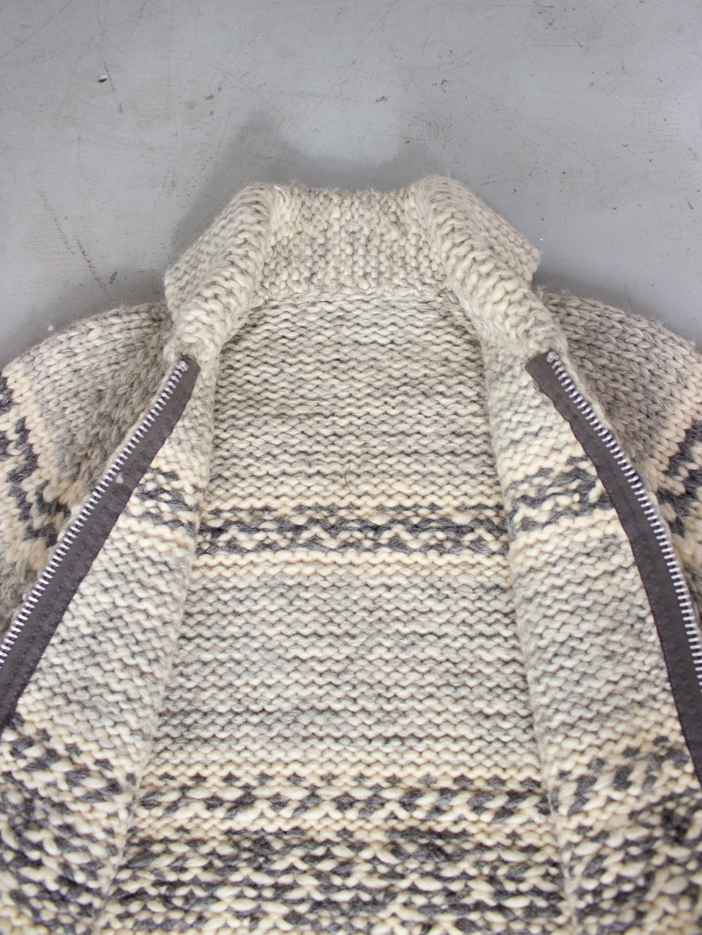 Vintage Cowichan Style Thick Wool Knit Sweater in Gray and Beige with Acme Zipper Medium-Large